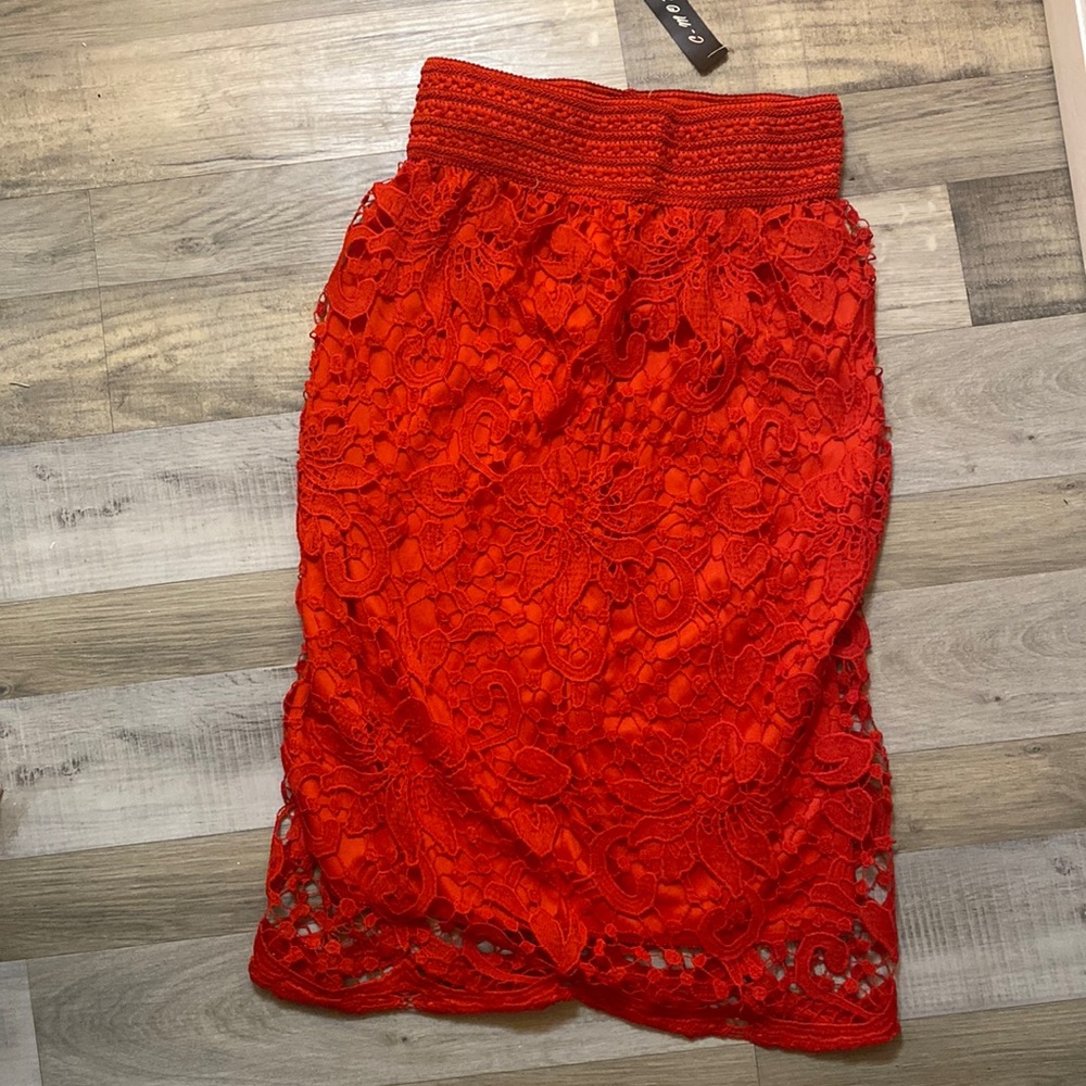 Brand new size says M/L